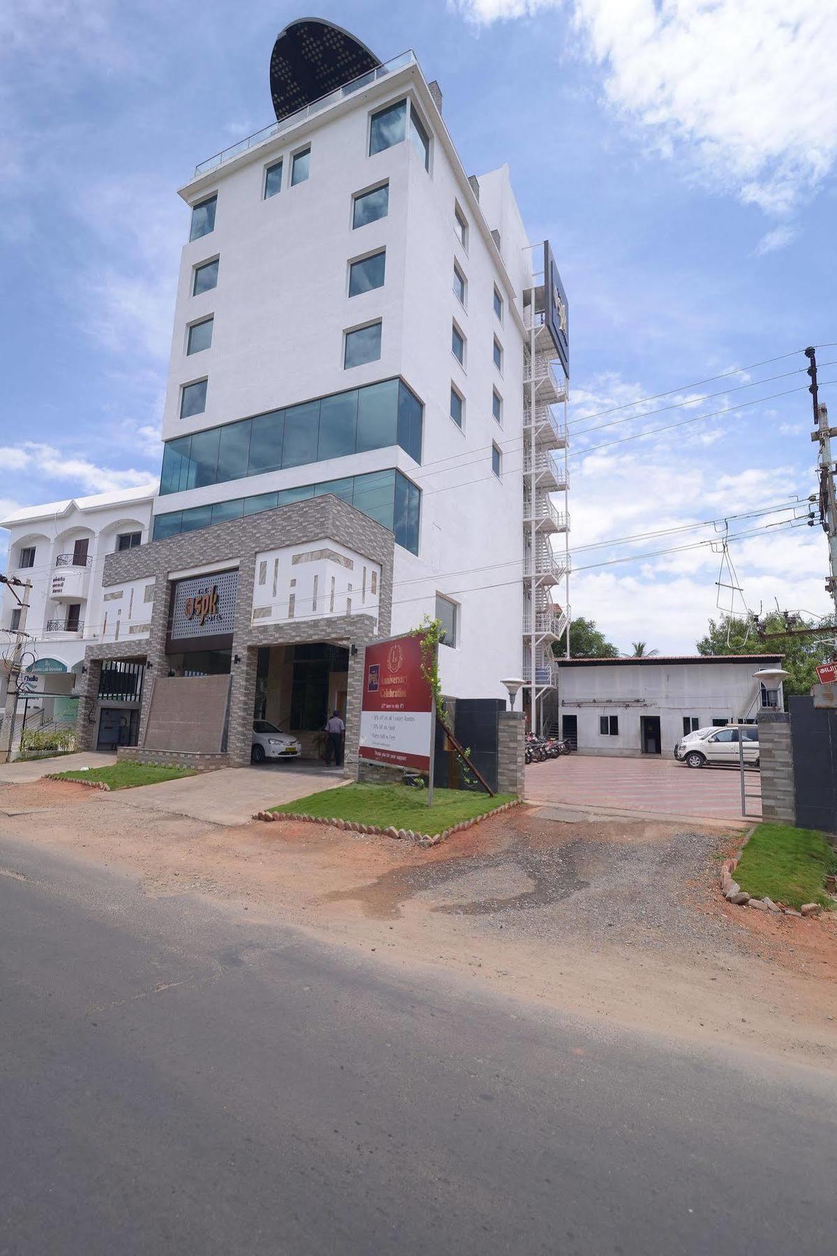 The Spk Hotel Madurai Exterior foto